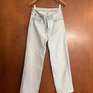 Abercrombie & Fitch Light Wash Straight Leg Jeans